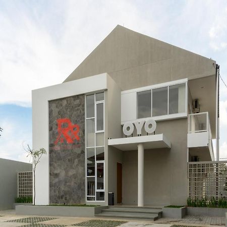 בנדונג Oyo 367 Ridha Residence מראה חיצוני תמונה