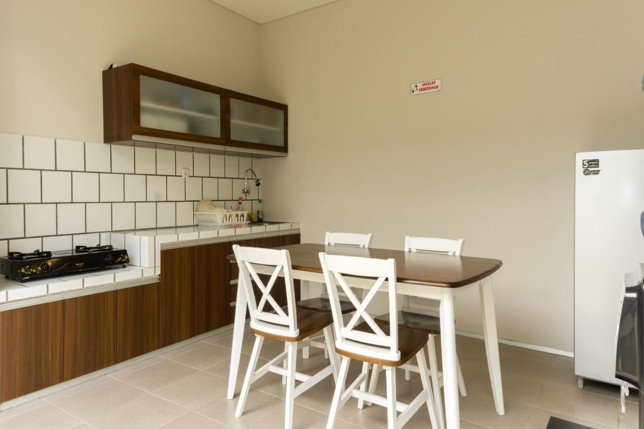 בנדונג Oyo 367 Ridha Residence מראה חיצוני תמונה
